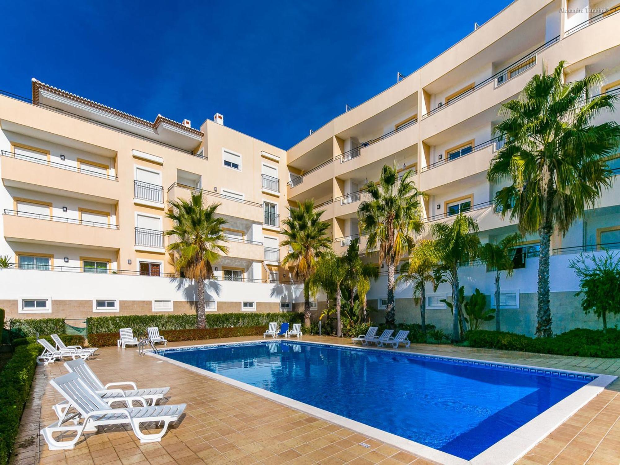 A04 - Large Modern 1 Bed Apartment With Pool Lagos Exterior photo