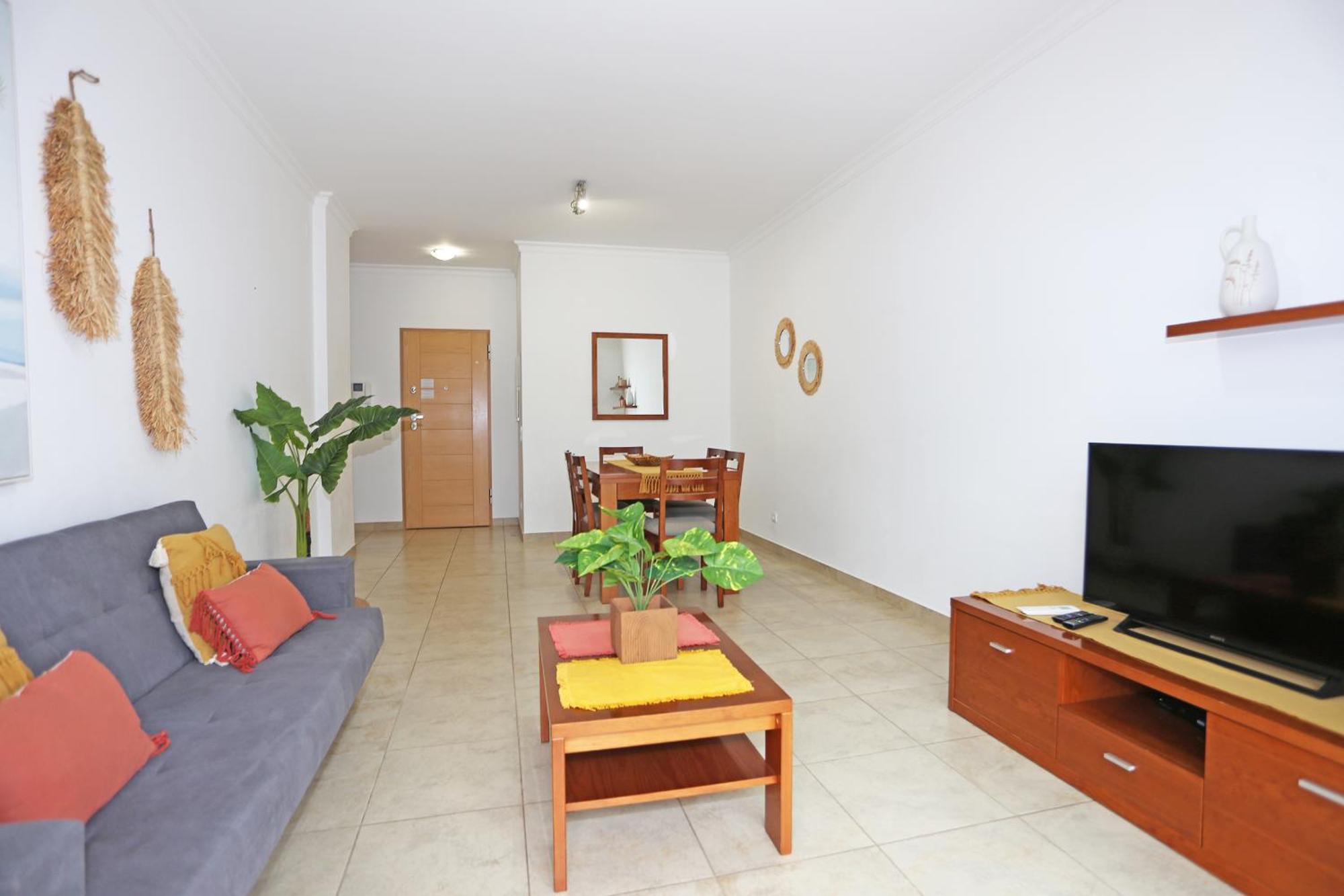 A04 - Large Modern 1 Bed Apartment With Pool Lagos Exterior photo