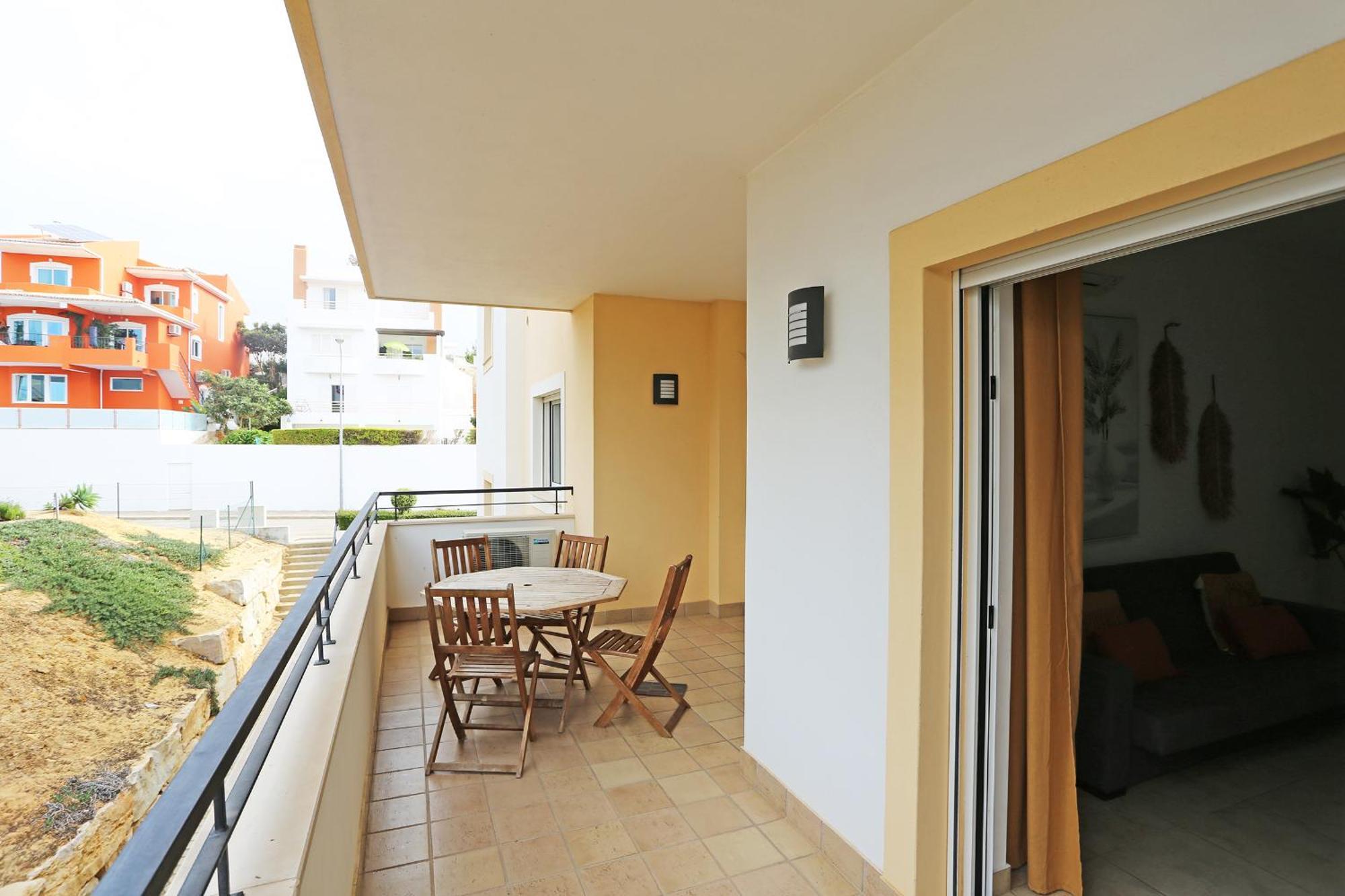 A04 - Large Modern 1 Bed Apartment With Pool Lagos Exterior photo